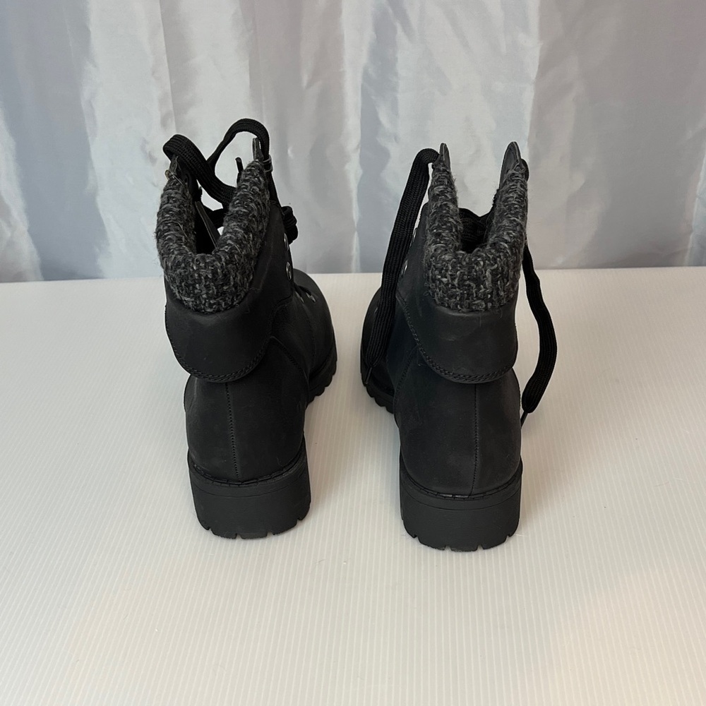 Black Ankle Boots with Knit Cuff v2273 - Picture 4 of 9
